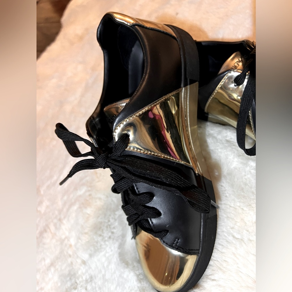 EMPORIO ARMANI Sneakers 🚀